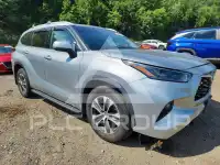 2022 Toyota Highlander фото