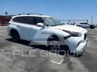 2022 Toyota Highlander photo