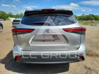 2022 Toyota Highlander фото