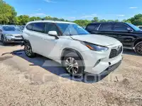 2022 Toyota Highlander фото