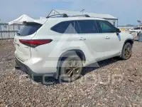 2022 Toyota Highlander фото