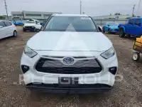 2022 Toyota Highlander фото
