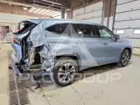 2022 Toyota Highlander photo