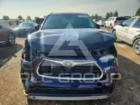 2022 Toyota Highlander фото
