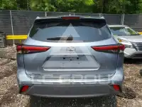 2022 Toyota Highlander фото