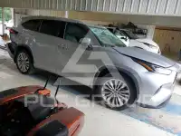 2022 Toyota Highlander фото