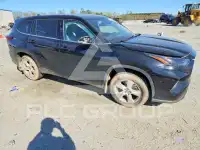 2022 Toyota Highlander фото