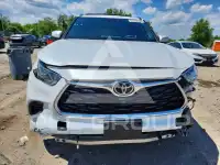 2022 Toyota Highlander фото