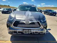 2022 Toyota Highlander фото