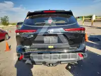 2022 Toyota Highlander фото