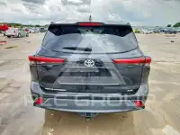 2022 Toyota Highlander фото