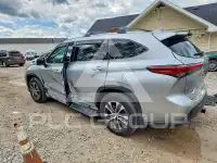 2022 Toyota Highlander фото