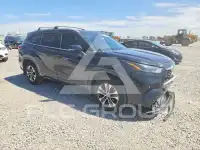 2022 Toyota Highlander фото