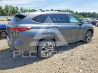 2022 Toyota Highlander фото