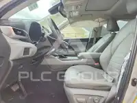 2022 Toyota Highlander фото