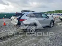 2022 Toyota Highlander photo