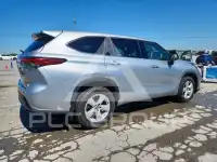 2022 Toyota Highlander photo