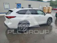2022 Toyota Highlander фото