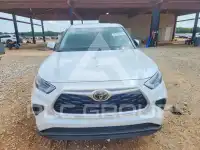 2022 Toyota Highlander photo