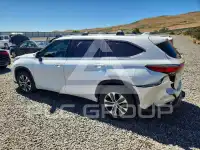 2022 Toyota Highlander фото
