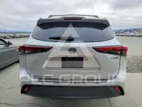 2022 Toyota Highlander photo