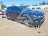 2022 Toyota Highlander фото