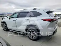 2022 Toyota Highlander photo