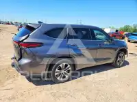 2022 Toyota Highlander фото