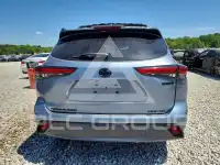 2022 Toyota Highlander фото