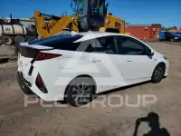 2022 Toyota PRIUS photo