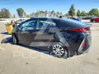 2022 Toyota PRIUS фото