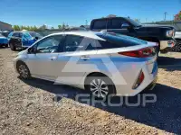2022 Toyota PRIUS фото