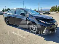 2022 Toyota PRIUS фото