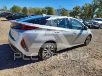 2022 Toyota PRIUS фото