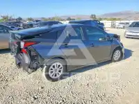 2022 Toyota PRIUS фото
