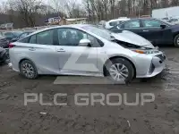 2022 Toyota PRIUS фото
