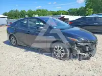 2022 Toyota PRIUS фото