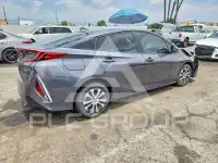 2022 Toyota PRIUS фото