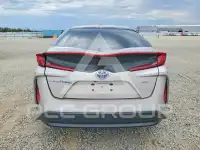 2022 Toyota PRIUS фото