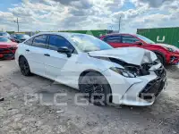2022 Toyota AVALON фото