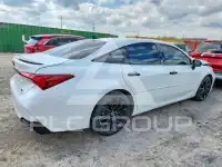 2022 Toyota AVALON фото