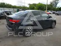 2022 KIA Rio photo