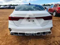 2022 KIA Forte фото