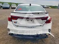 2022 KIA Forte фото