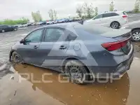 2022 KIA Forte фото