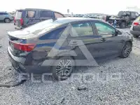 2022 KIA Forte фото