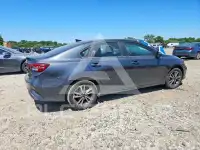 2022 KIA Forte photo