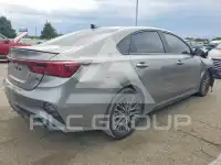 2022 KIA Forte фото