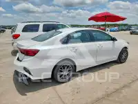 2022 KIA Forte фото
