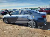 2022 KIA Forte фото